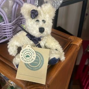 Boyd’s Bears Charlie